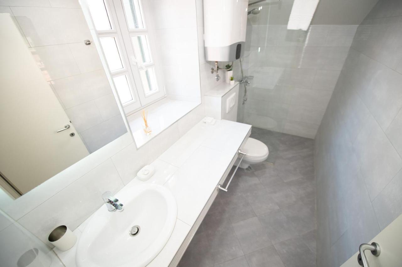 Katareo Apartments Kotor Kültér fotó